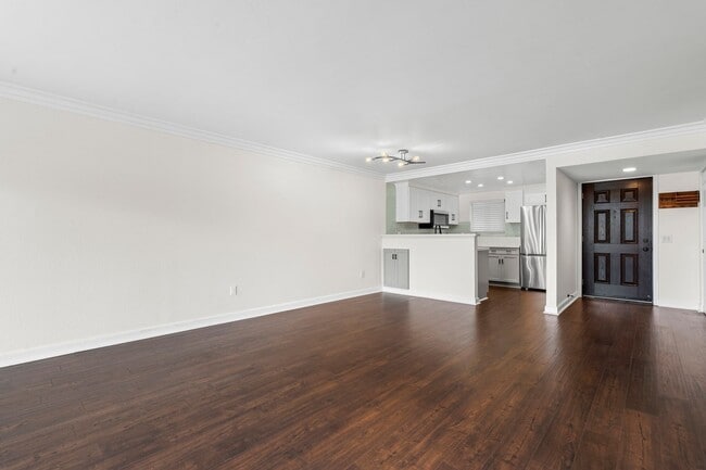 2 Bedroom, 2 Bathroom Condo for Rent – Che... - 2 Bedroom, 2 Bathroom Condo for Rent – Che...