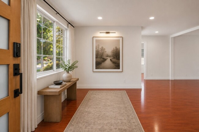 Photo - 17337 Emelita St