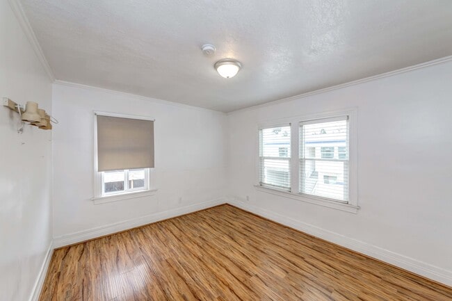 Photo - 1308 S Van Ness Ave Unit 1308