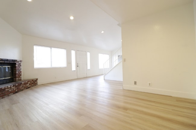 Photo - 15978 Muni Rd Apartment Unit 11