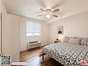 Photo - 1254 W 37th Dr Unit 1252 1/2