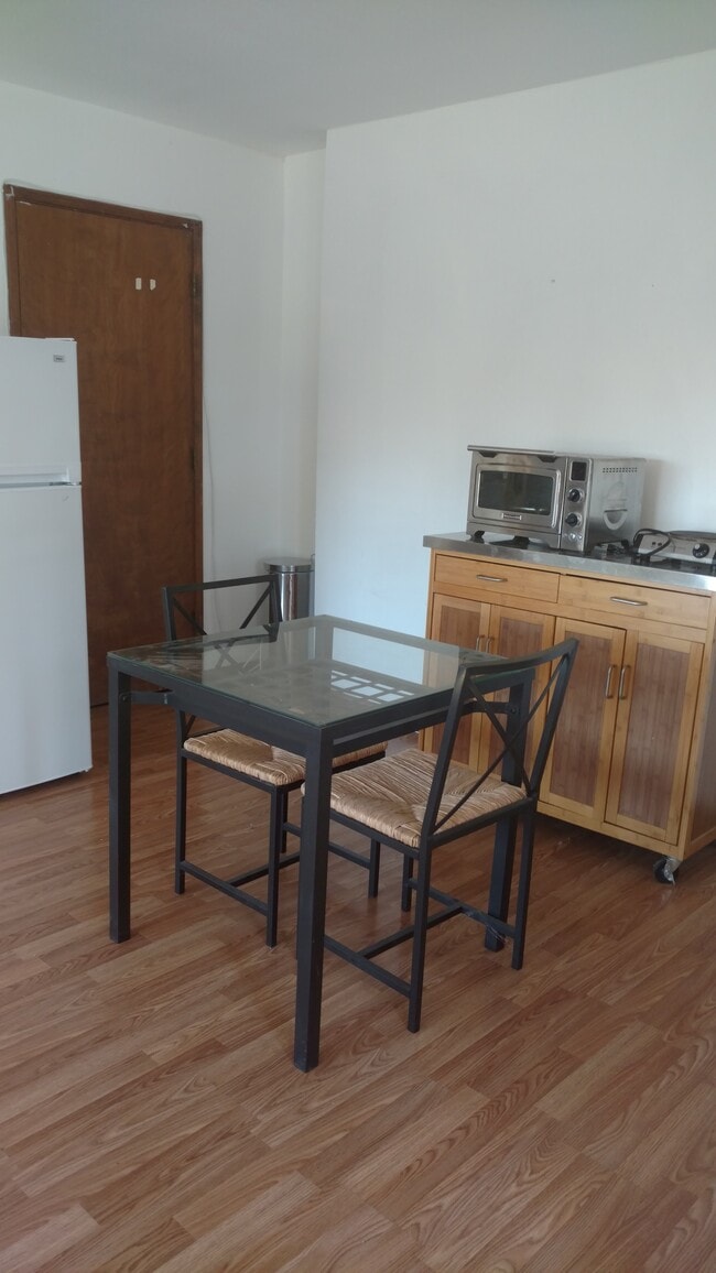 Building Photo - 30413 E Sunset Dr S Unit A