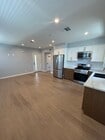 Photo - Beautiful 2 bed 1 bath modern apartment in... Unit 4820 1/2