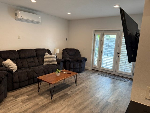 Photo - 1703 Wisteria Dr