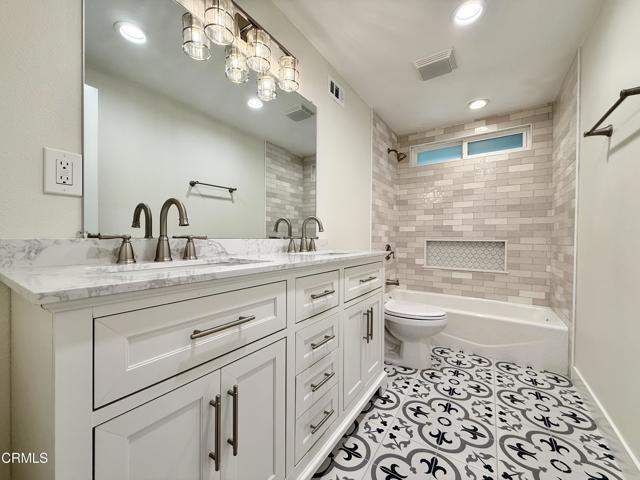 Photo - 2124 Pamela St