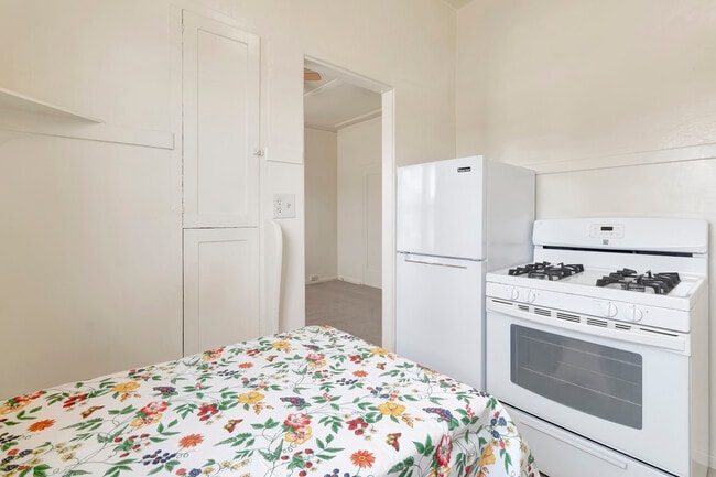 Photo - 1261 Prospect St