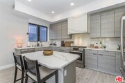 Photo - 137 N Doheny Dr Unit 3