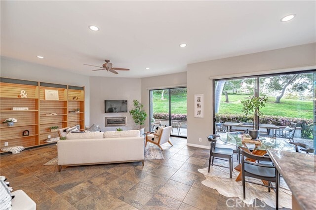 Photo - 48 Arboles Unit 43