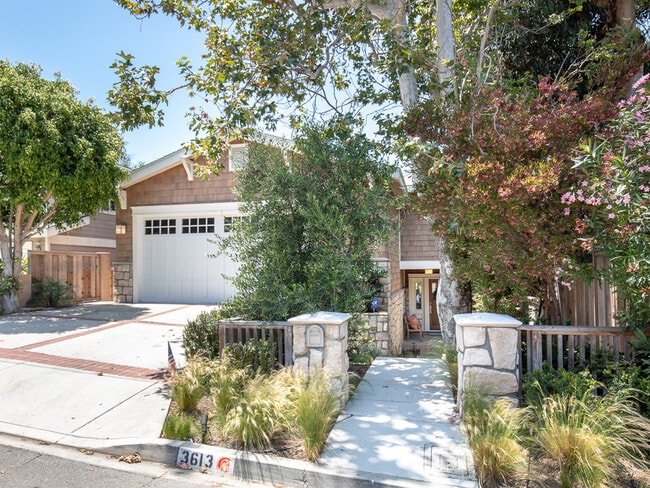 Photo - Exquisite Tree Section Home with A/C