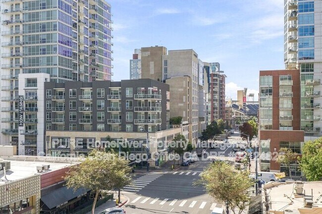 Photo - 875 G St