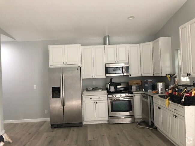 Building Photo - 207 Santa Clara Plz Rental