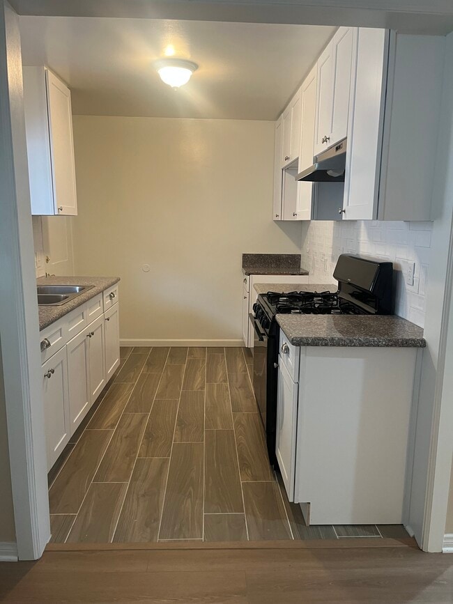 Photo - 14149 Vanowen St Apartment Unit 5