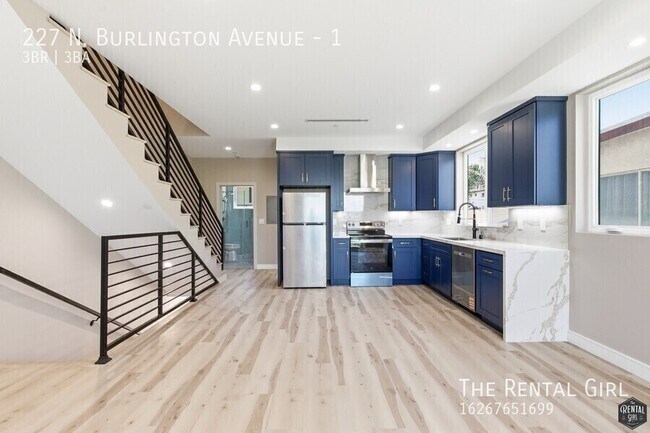 Photo - 227 N Burlington Ave Unit 1