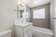 Photo - 610 Heliotrope Ave Unit 610