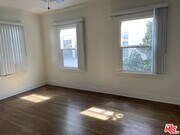 Photo - 238 S Kenmore Ave Condo Unit 242