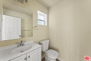 Photo - 5741 Simpson Ave