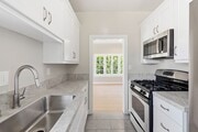 Photo - 5248 W Olympic Blvd Unit 5248