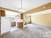 Photo - Spacious 3BD/2.5BA Townhouse in UTC W/ 2-C... Unit 10