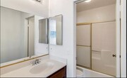 Photo - 2 bedroom, 2.5 bath House