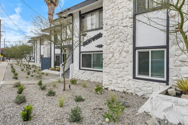 Photo - The Brentwood