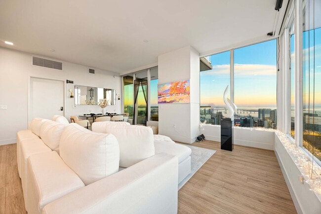 Building Photo - 707 Broadway-SI FL39-ID1240425P Unit SI FL39-ID1240425P