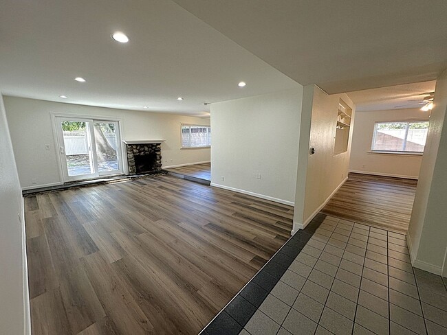 Photo - 7039 Rubio Ave