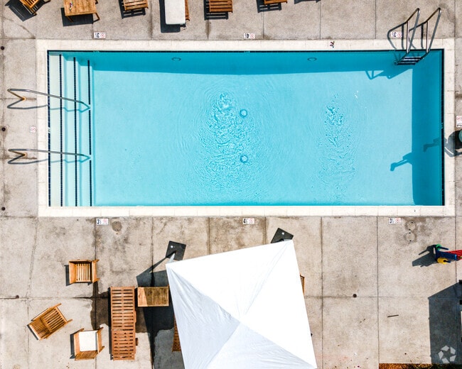 Pool - Catalina Luxury Apartments