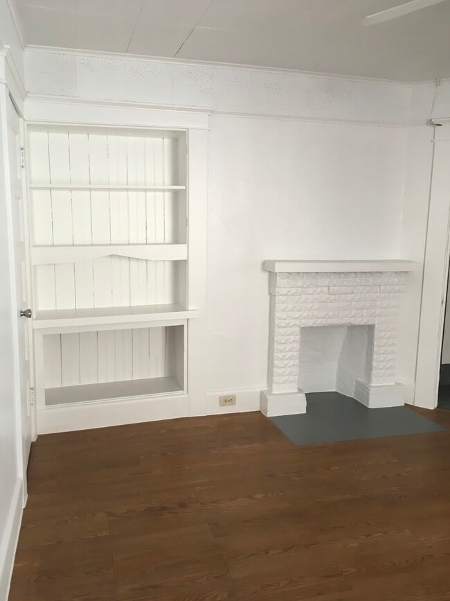 Photo - 2631 Jeffries Ave Unit 2631