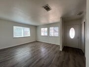Photo - Beautiful 4 Bedroom 2 Bathroom Home
