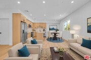 Photo - 10828 Hesby St