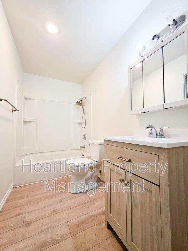 Photo - 490 Fourth Avenue Unit #23