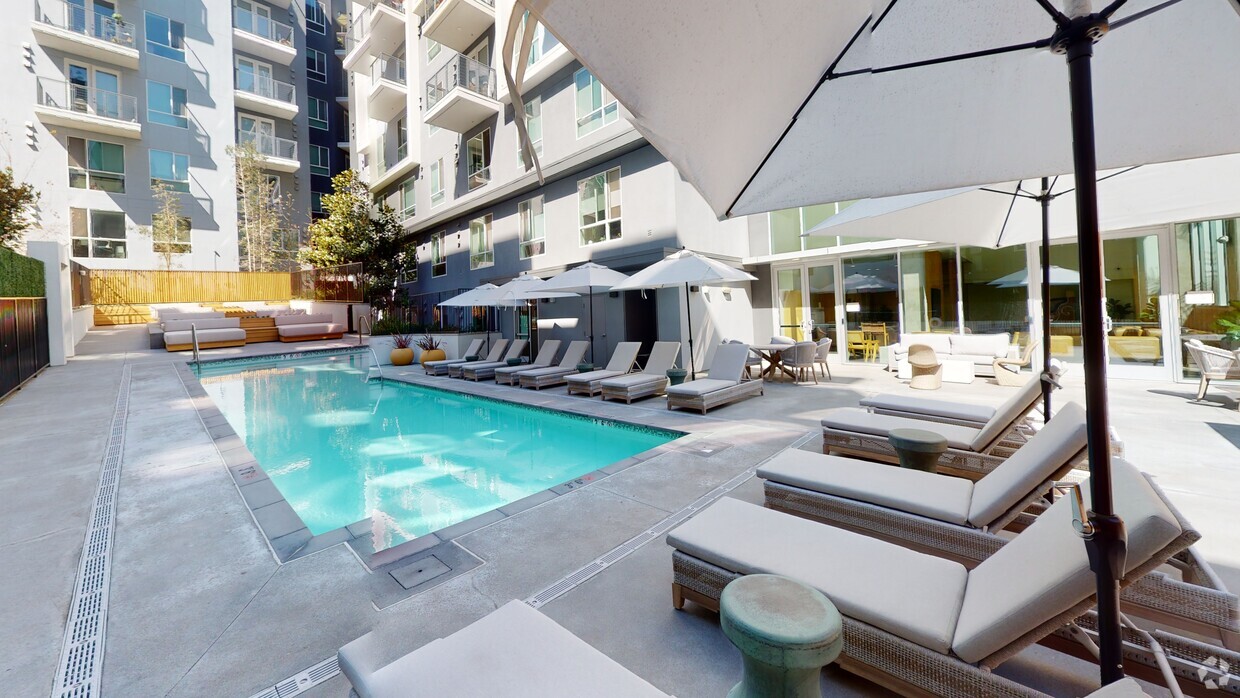 3D Tour - Be DTLA