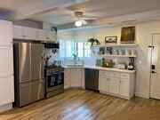 Photo - 226 W De La Guerra St