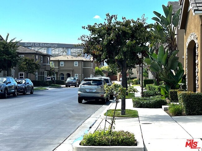 Photo - 3653 W Luther Ln