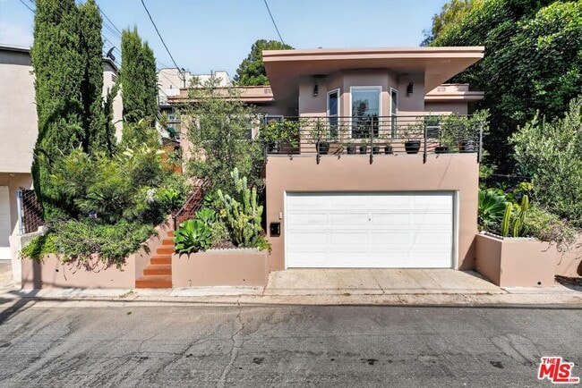 Photo - 1515 Rendall Pl