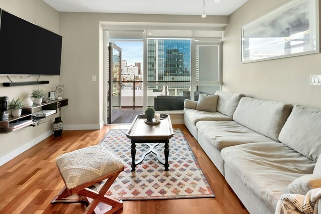 Photo - 325 7th Avenue