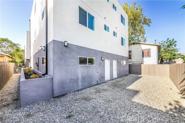 Photo - 11308 Miranda St