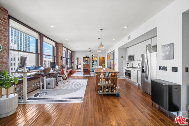 Photo - 460 S Spring St Unit 1205