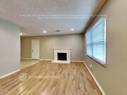 Photo - 490 Avignon Ct