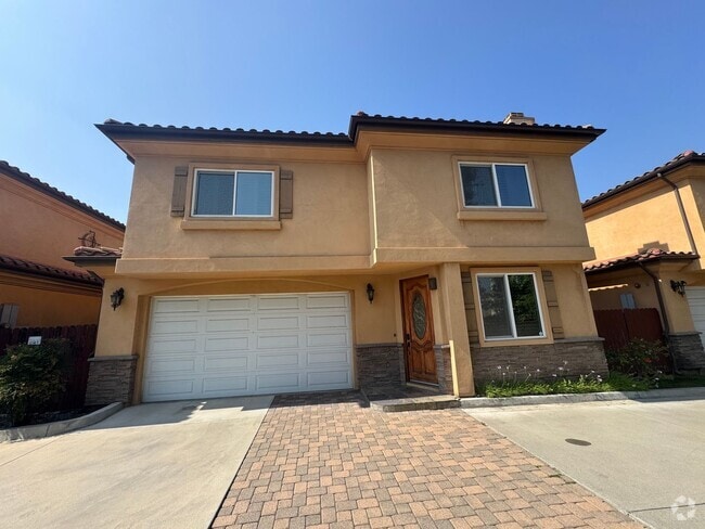 Building Photo - Monrovia 3beds 2.5 bath PUD for lease Rental