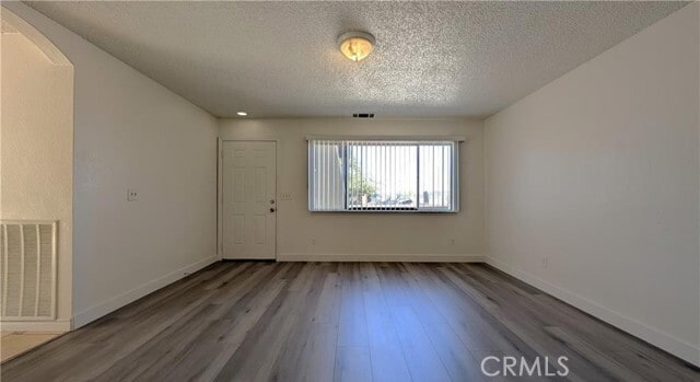 Photo - 10707 White Ave