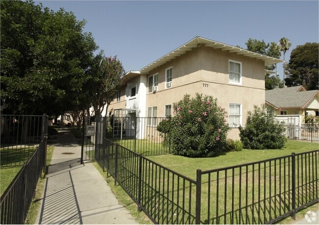 Building Photo - 777 N Park Ave Unit 16 Rental