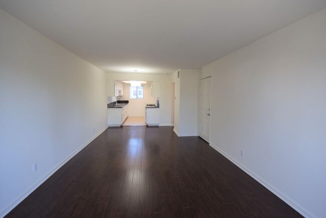 Photo - 12352 Burbank Blvd Unit 204
