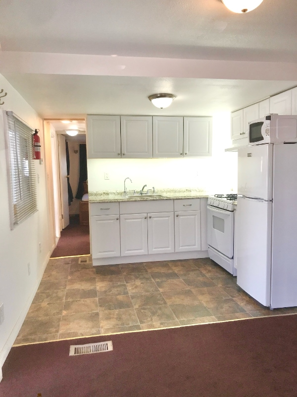 Building Photo - 15012 Lemoli Ave Rental