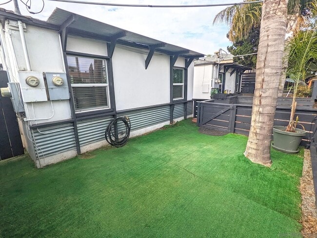 Photo - 2017 Reed Ave Condo