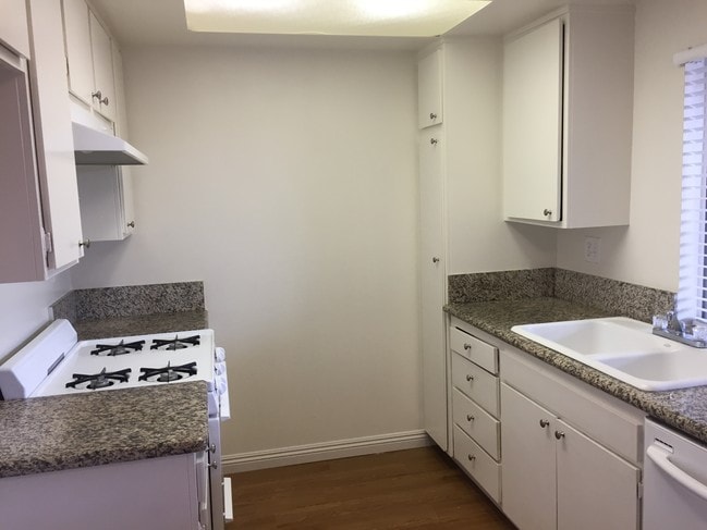 Photo - 4507 Spencer St Unit 309