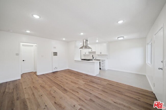 Photo - 7209 Willoughby Ave Condo Unit 9