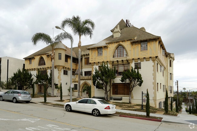 Building Photo - Gaytonia Apartments