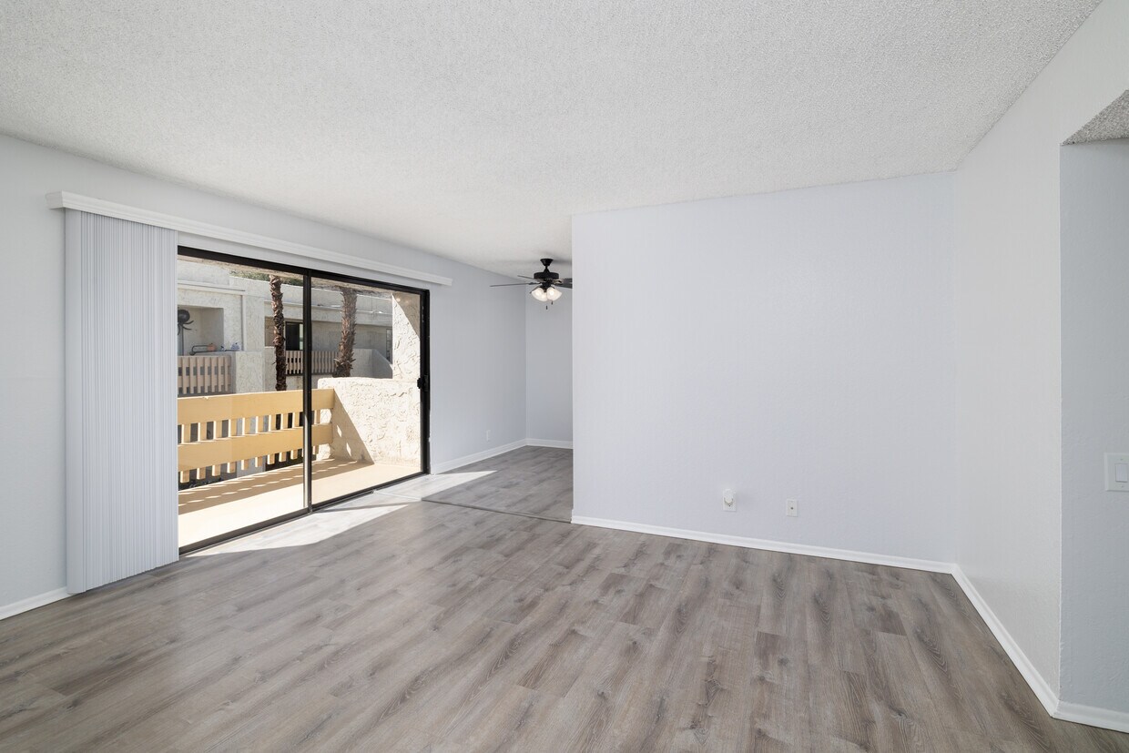 3D Tour - Palm Canyon Terrace