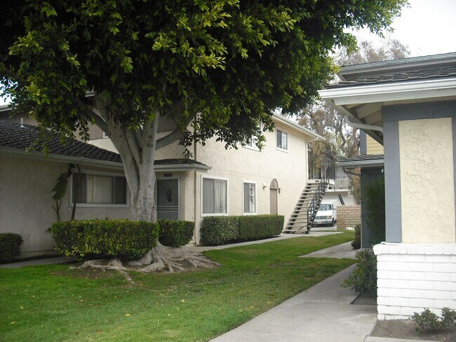 Photo - Move Right In - Nicely upgraded single sto...